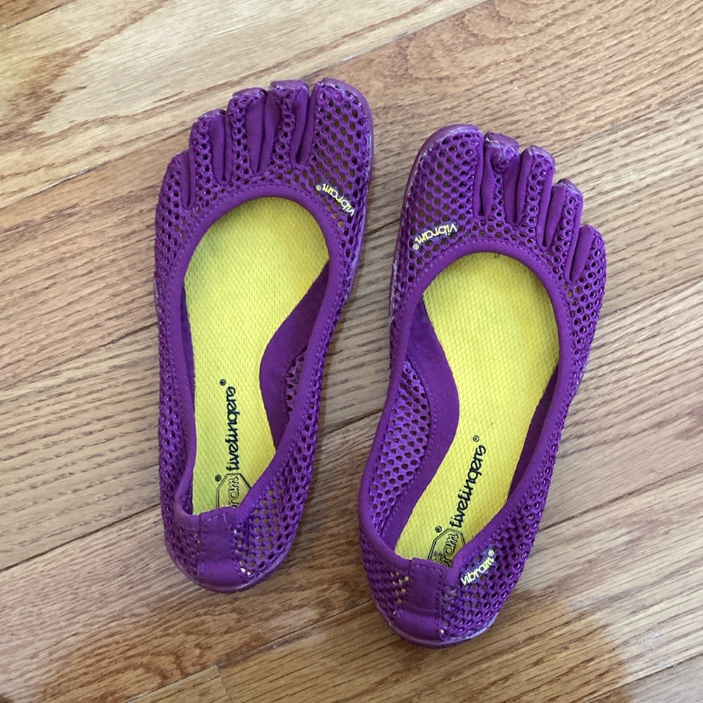 Vibram Vi-B shoes